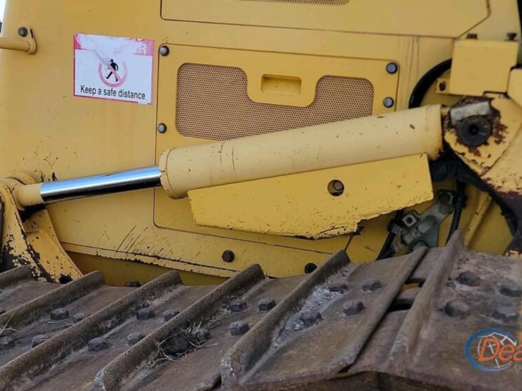 2016-komatsu-d61pxi-23-image-20