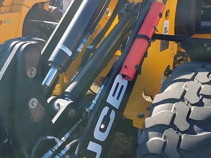 2023-jcb-407-image-5