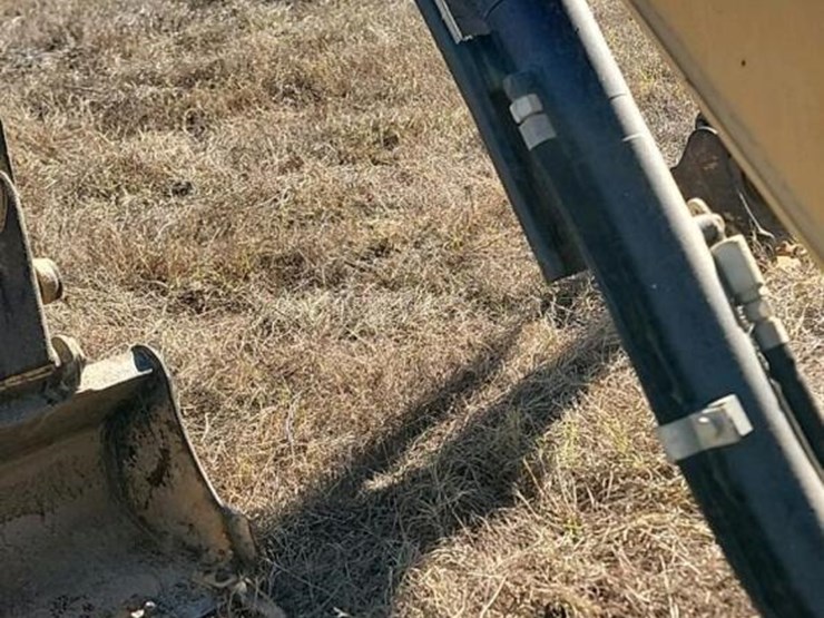 2020-caterpillar-302.7d-image-25