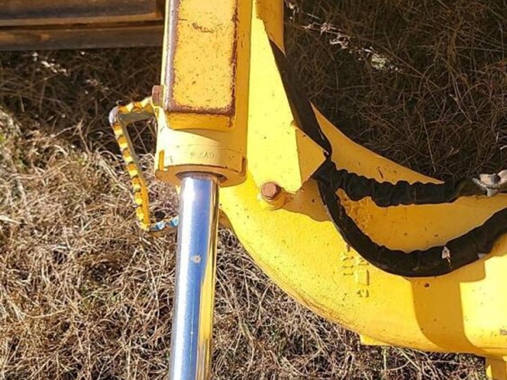 2017-komatsu-d39px-24-image-7