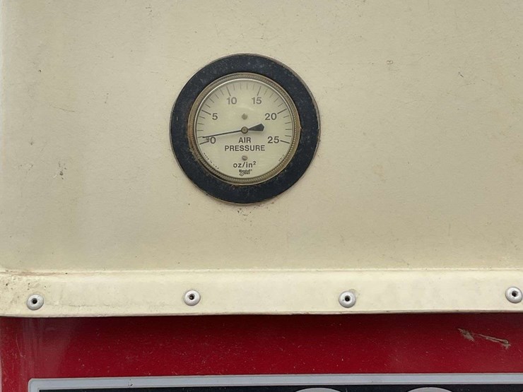 case-ih-cyclo-air-6-row-planter-image-50