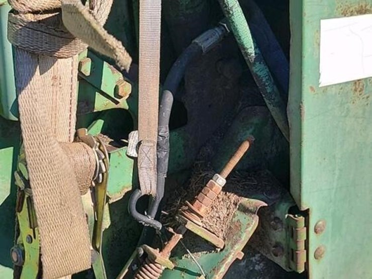 john-deere-530-image-19