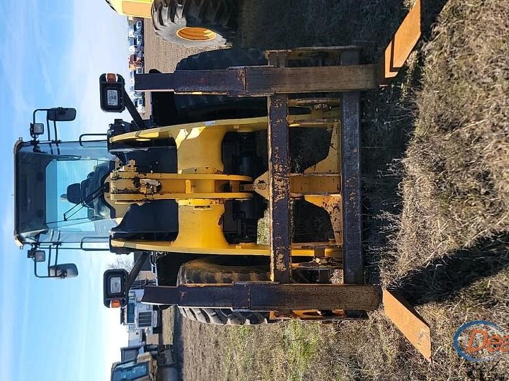 2019-komatsu-wa320-8-image-9