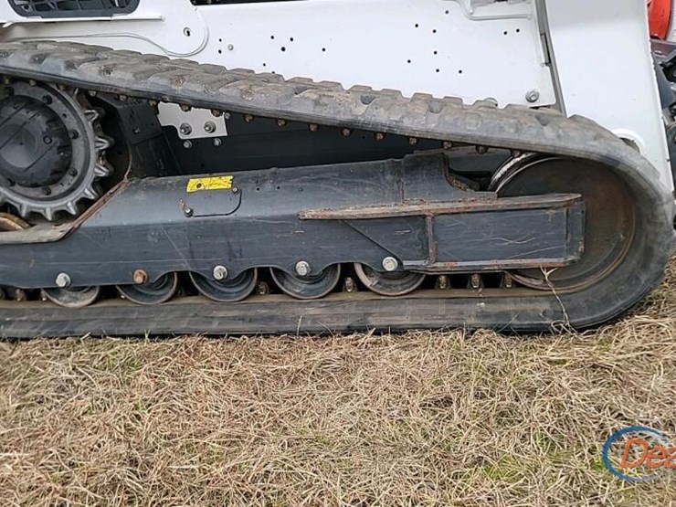 2022-bobcat-t770-image-6