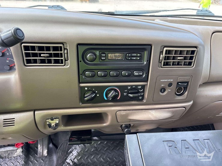 2004-ford-f250-image-23