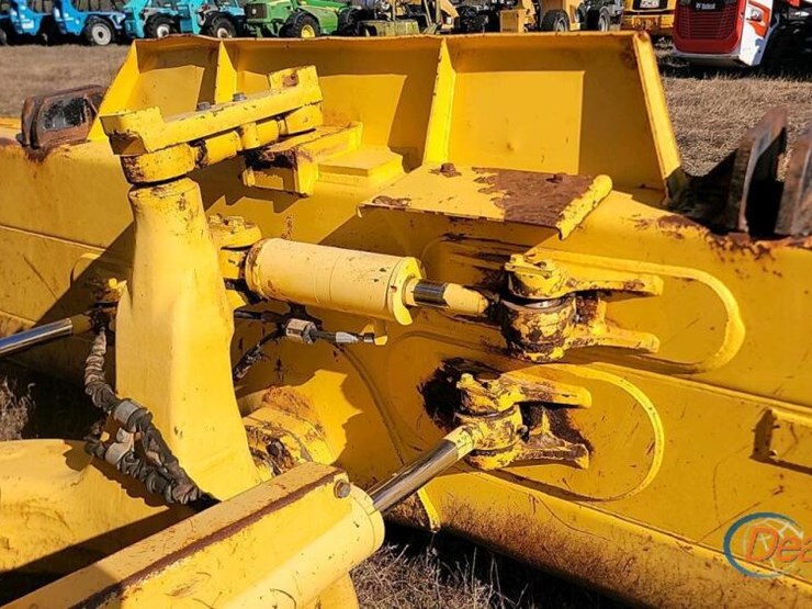 2017-komatsu-d39px-24-image-8