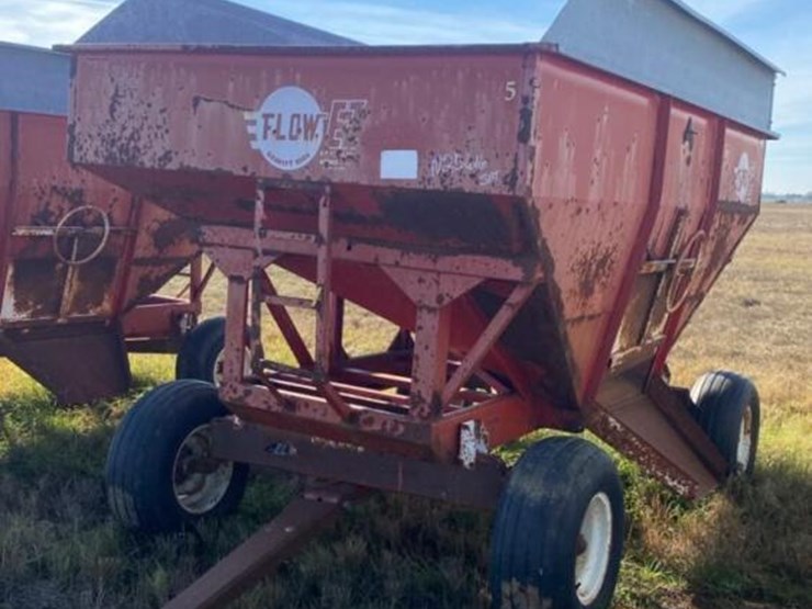 flowez-grain-wagon:-left-side-dump-image-1