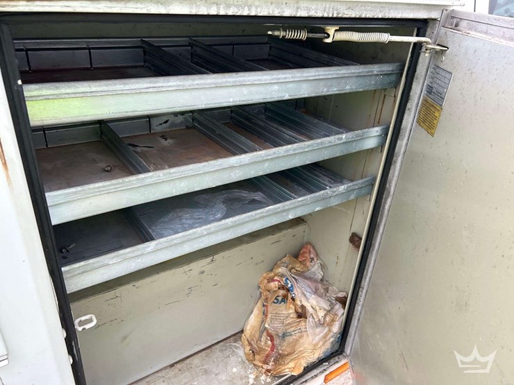 2006-chevrolet-silverado-2500-image-28