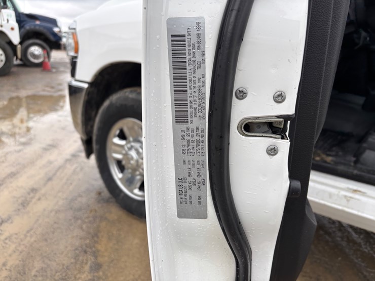 dodge-ram-2500-image-13