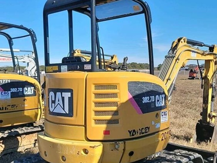 2020-caterpillar-302.7d-image-3