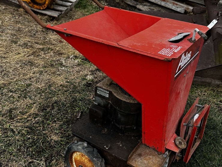 atlas-5hp-shredder-bagger-image-3