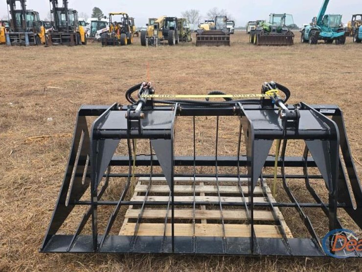 new-giyi-gy-hwg72c-72"-grapple-for-skid-steer-image-1