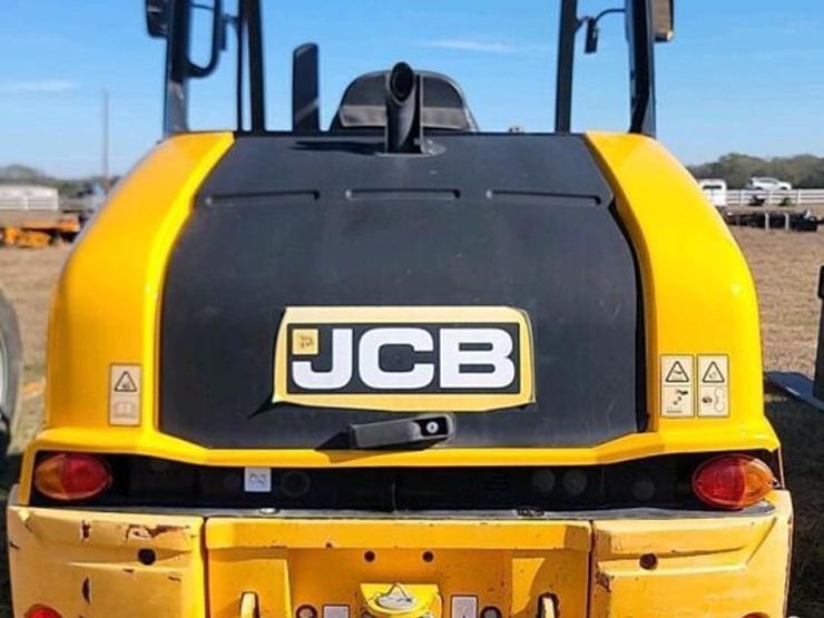 2023-jcb-407-image-16