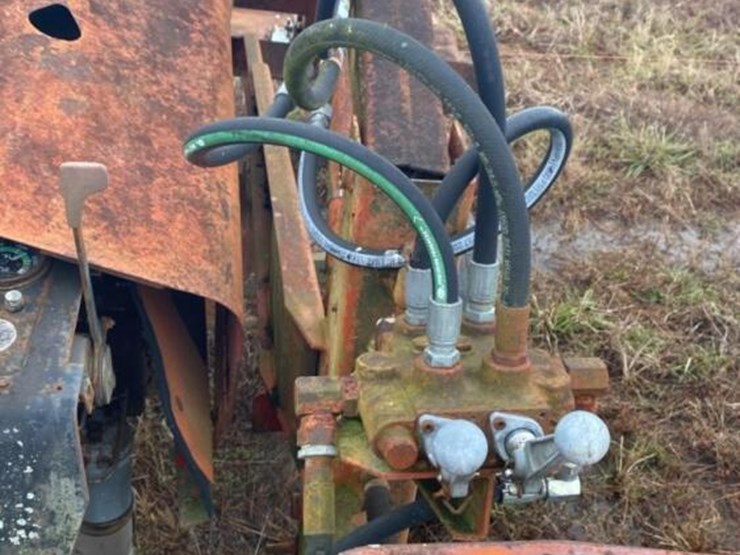 massey-ferguson-275-image-12