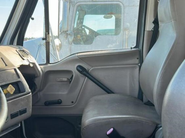 sterling-m8500-image-20