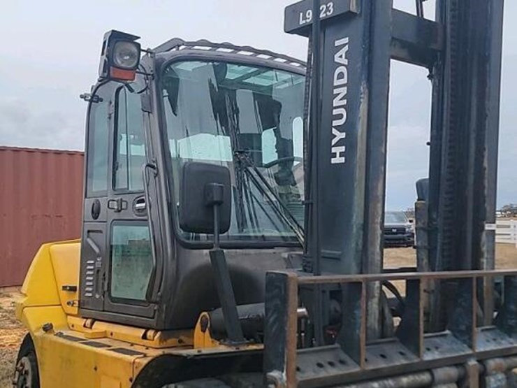 hyundai-70d-9-image-3