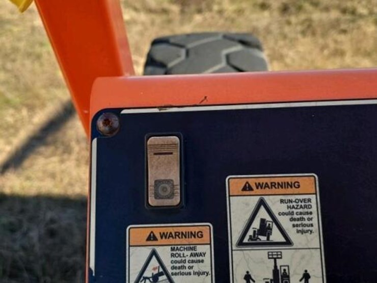 2014-sky-trak-6042-image-20