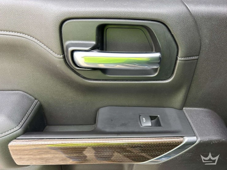 2019-chevrolet-silverado-1500-image-24