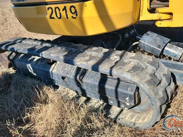 2020-caterpillar-302.7d-image-11