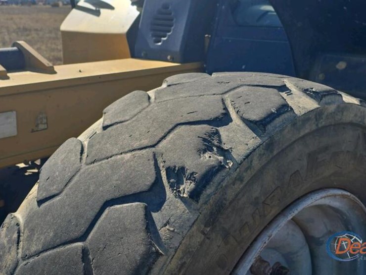 caterpillar-tl642c-image-20