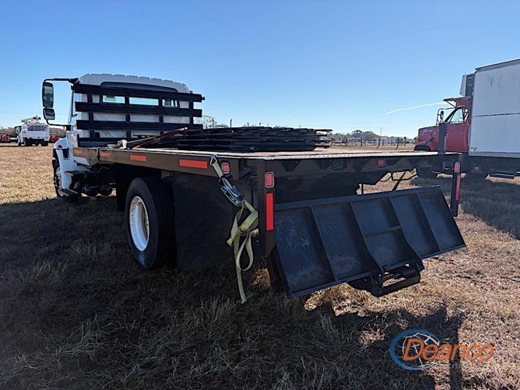 2008-international-durastar-flatbed-truck,-s/n-1htmmaal68h631906-(no-title---bill-of-sale-only):-knapheide-body-image-6