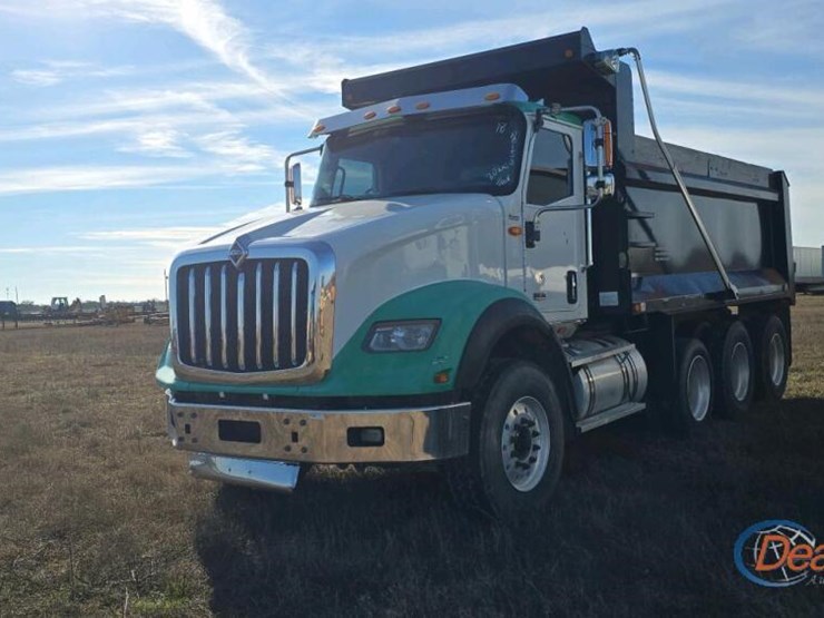 2019-international-hx615-image-47