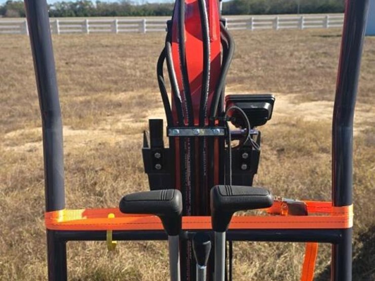 unused-2025-cfg-mx15rx-mini-excavator,-s/n-2025x002051:-13.5hp-gas-eng.,-pilot-system,-bkt.-image-13