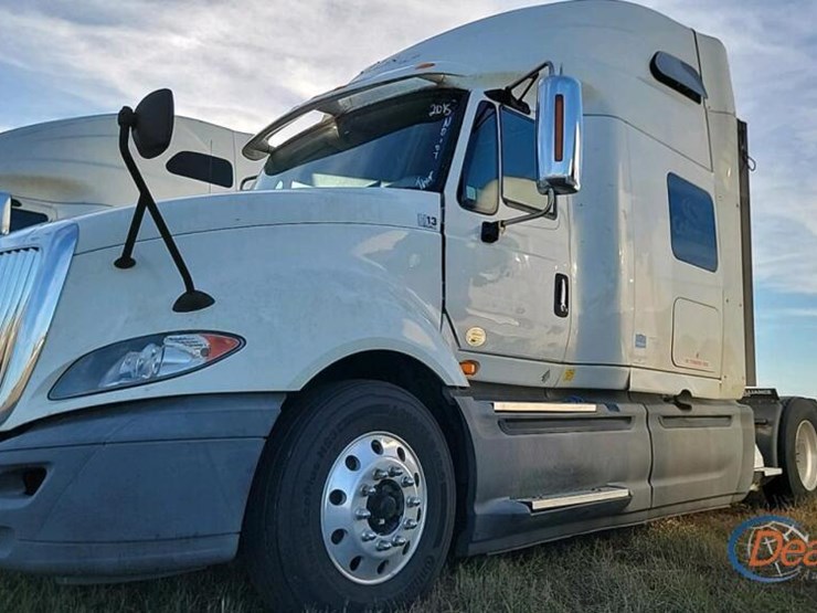 2016-international-prostar-image-4