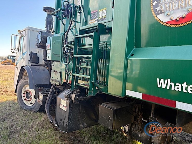 2013-mack-garbage-truck,-s/n-1m2au14c5dm001416-(inoperable)-image-9