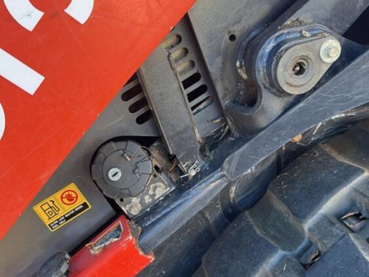 2021-kubota-svl75-2-image-21