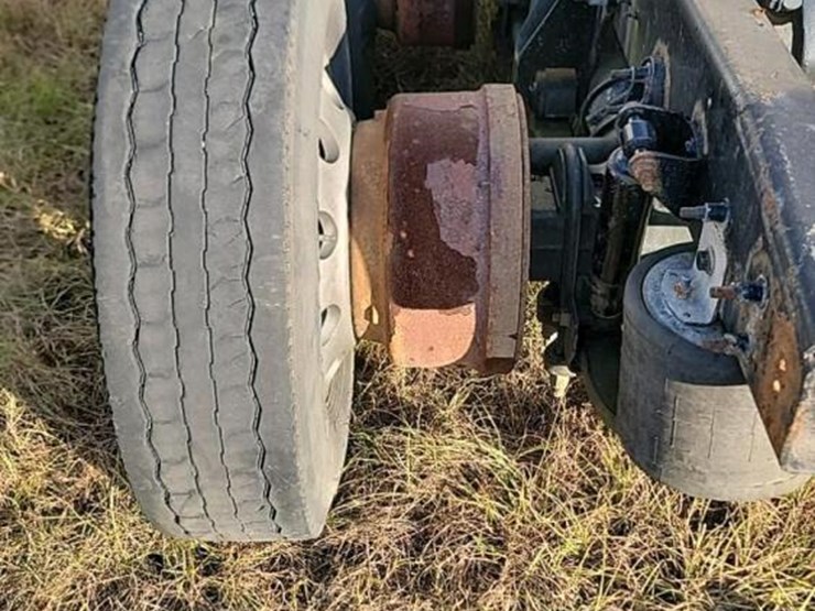 2016-international-prostar-image-11