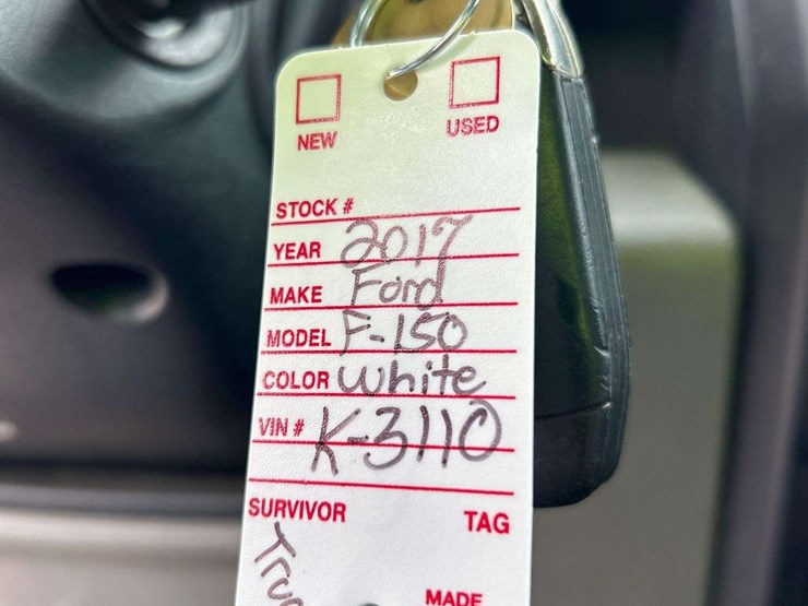 2017-ford-f150-image-32