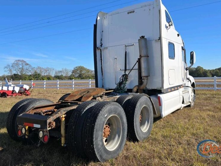 2006-peterbilt-387-image-8