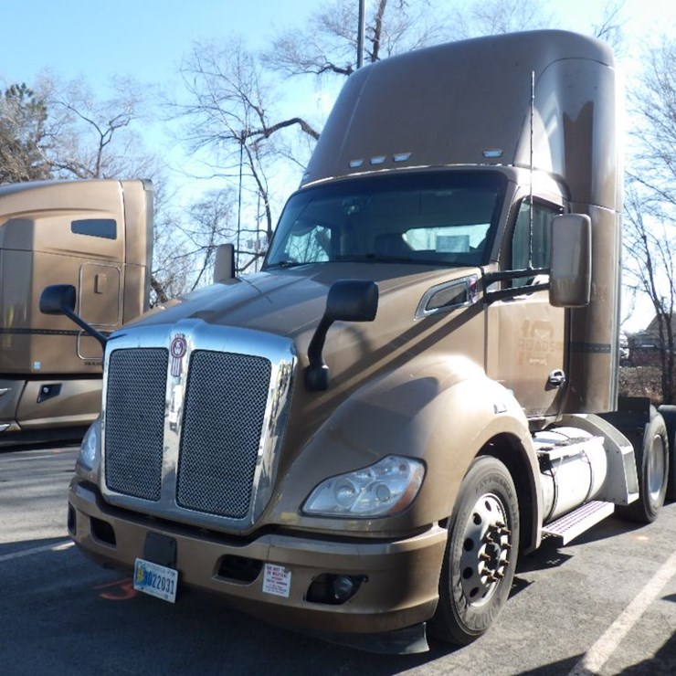 2022 KENWORTH T680