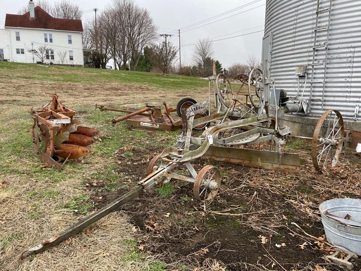 western-wheel-scraper-on-steel-image-1