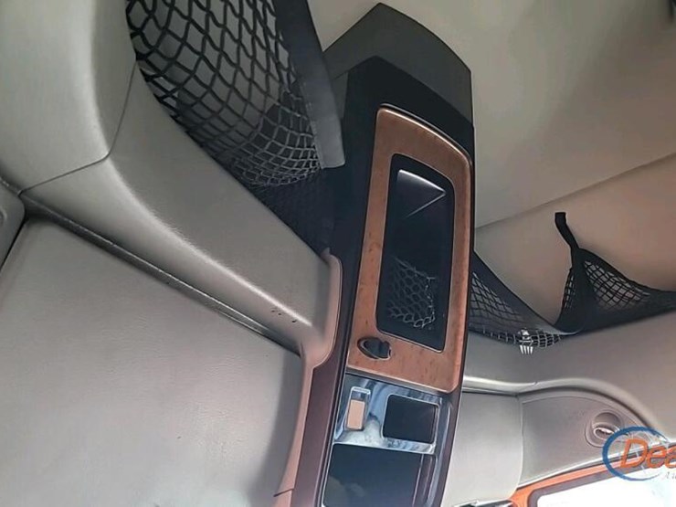 international-prostar-image-21