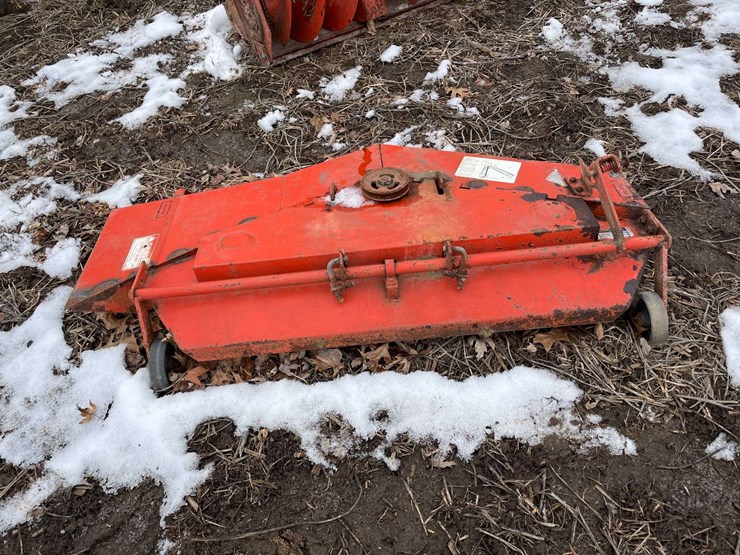 case-222-78-lawn-and-garden-tractor-w/-mower-deck-and-snow-blower-image-51