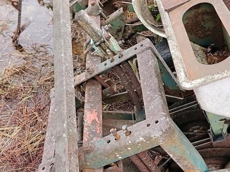 cole-planter-image-6