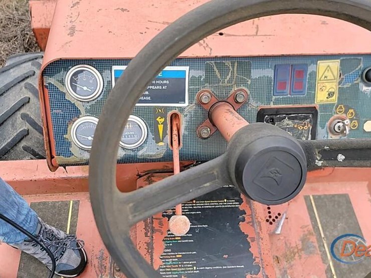 ditch-witch-3700-image-17