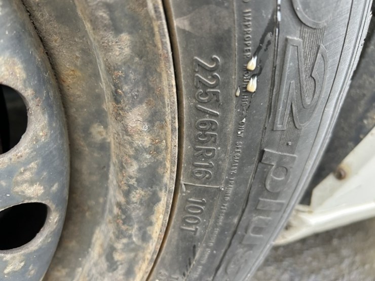 2011-dodge-grand-caravan-image-10