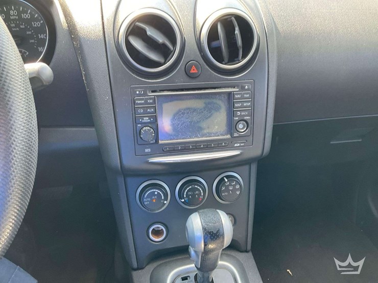 2011-nissan-rogue-image-17