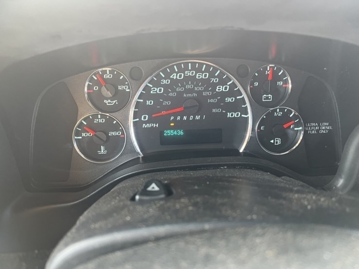 2012-chevrolet-express-school-bus-image-25