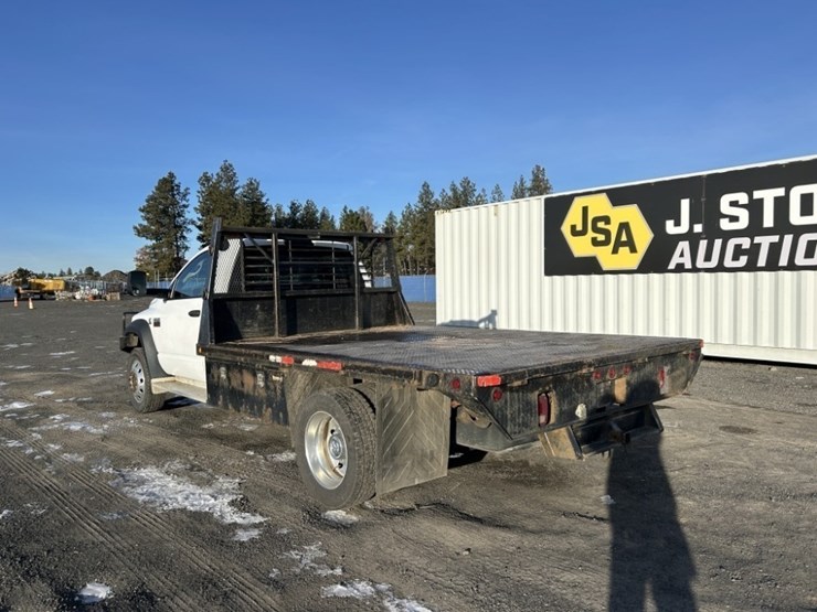 2008-dodge-ram-5500-image-3