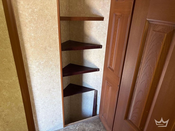 2011-open-range-424rls-42ft.-5th-wheel-t/a-travel-trailer-image-13