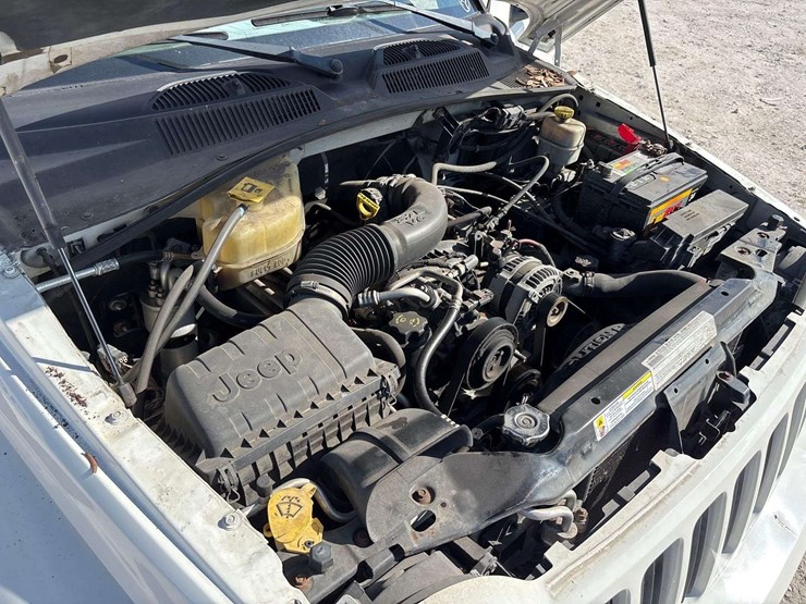 2007-jeep-liberty-image-8