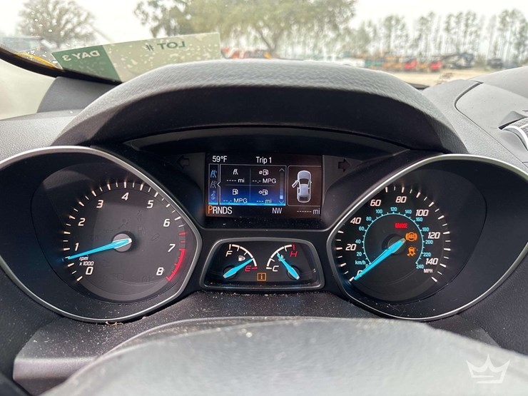 2015-ford-escape-image-14