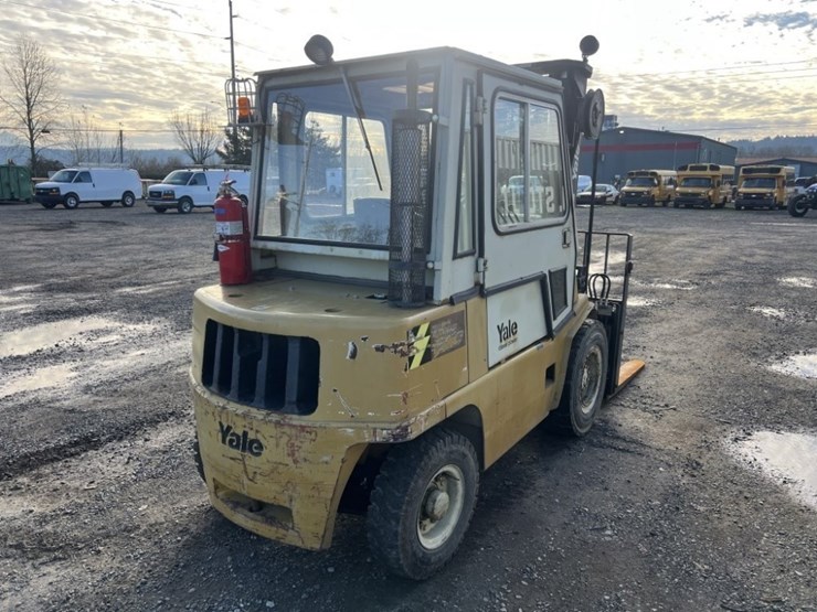 1986-yale-gdp070lc-forklift-image-4