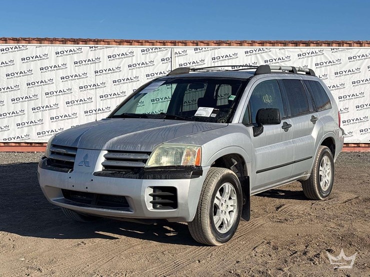 2004-mitsubishi-endeavor-image-1