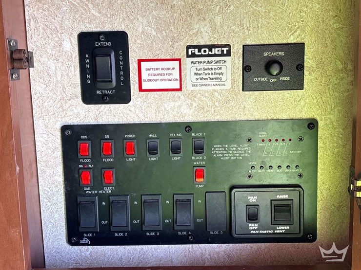 2011-open-range-424rls-42ft.-5th-wheel-t/a-travel-trailer-image-15