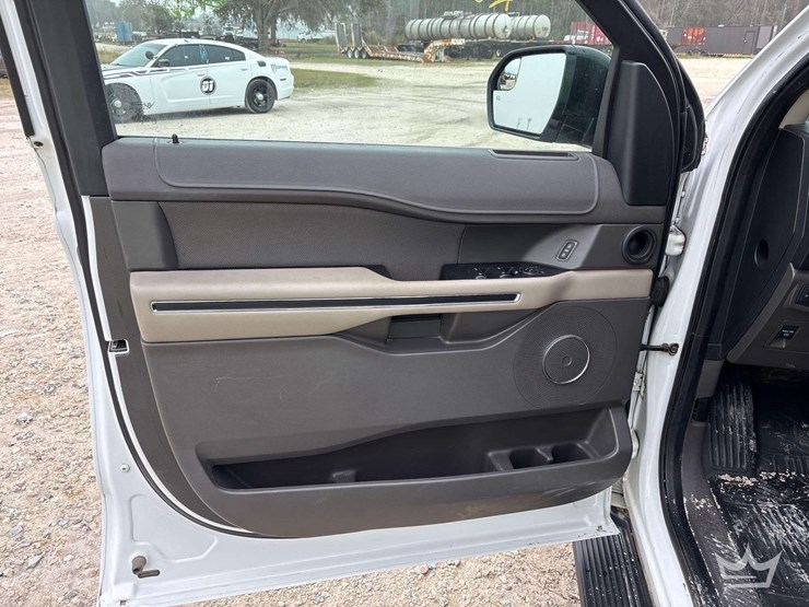 2019-ford-expedition-image-10